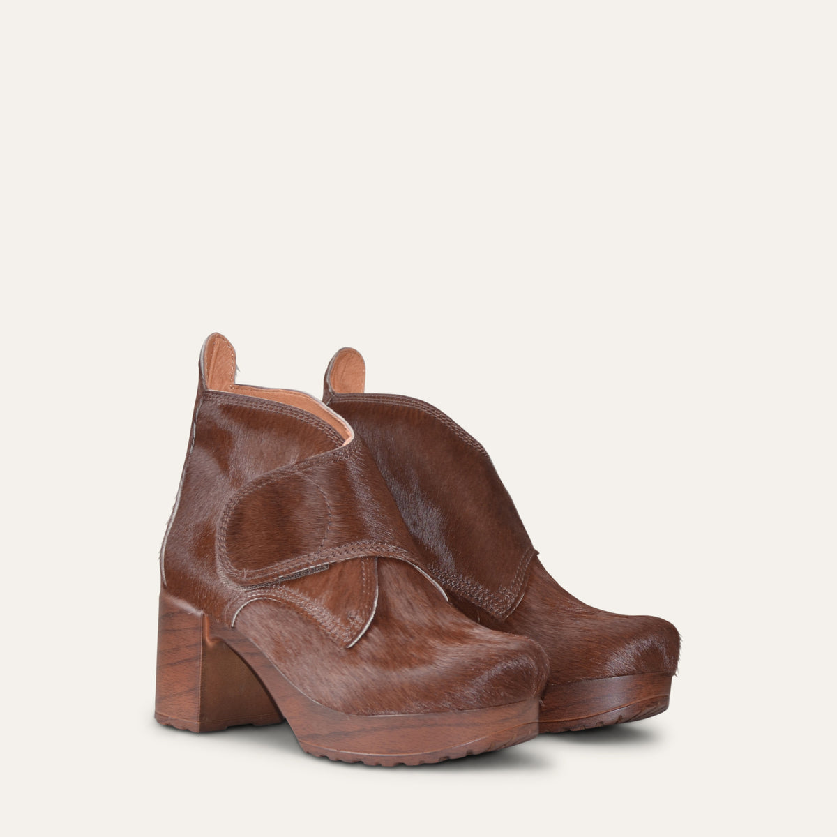 Ingela Brown pony hair
