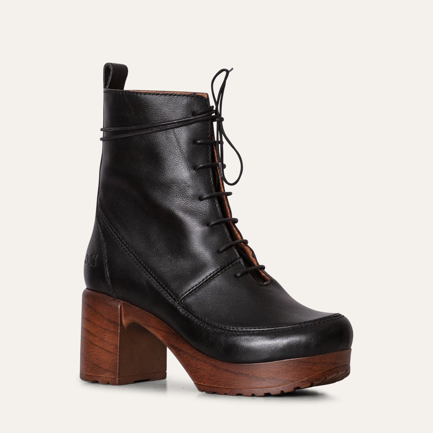 Calou Stockholm Greta Black leather lace up clog boot