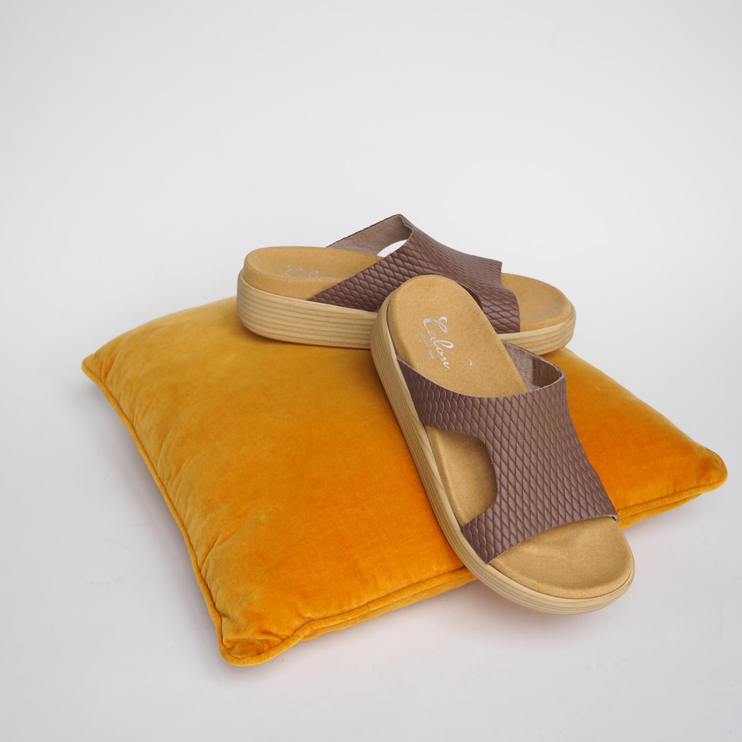 Lilian brown embossed leather clog sandal calou stockholm