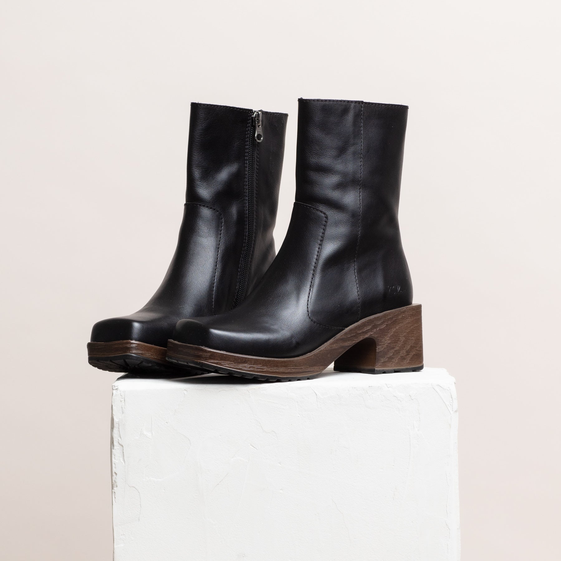Ines Boot Black
