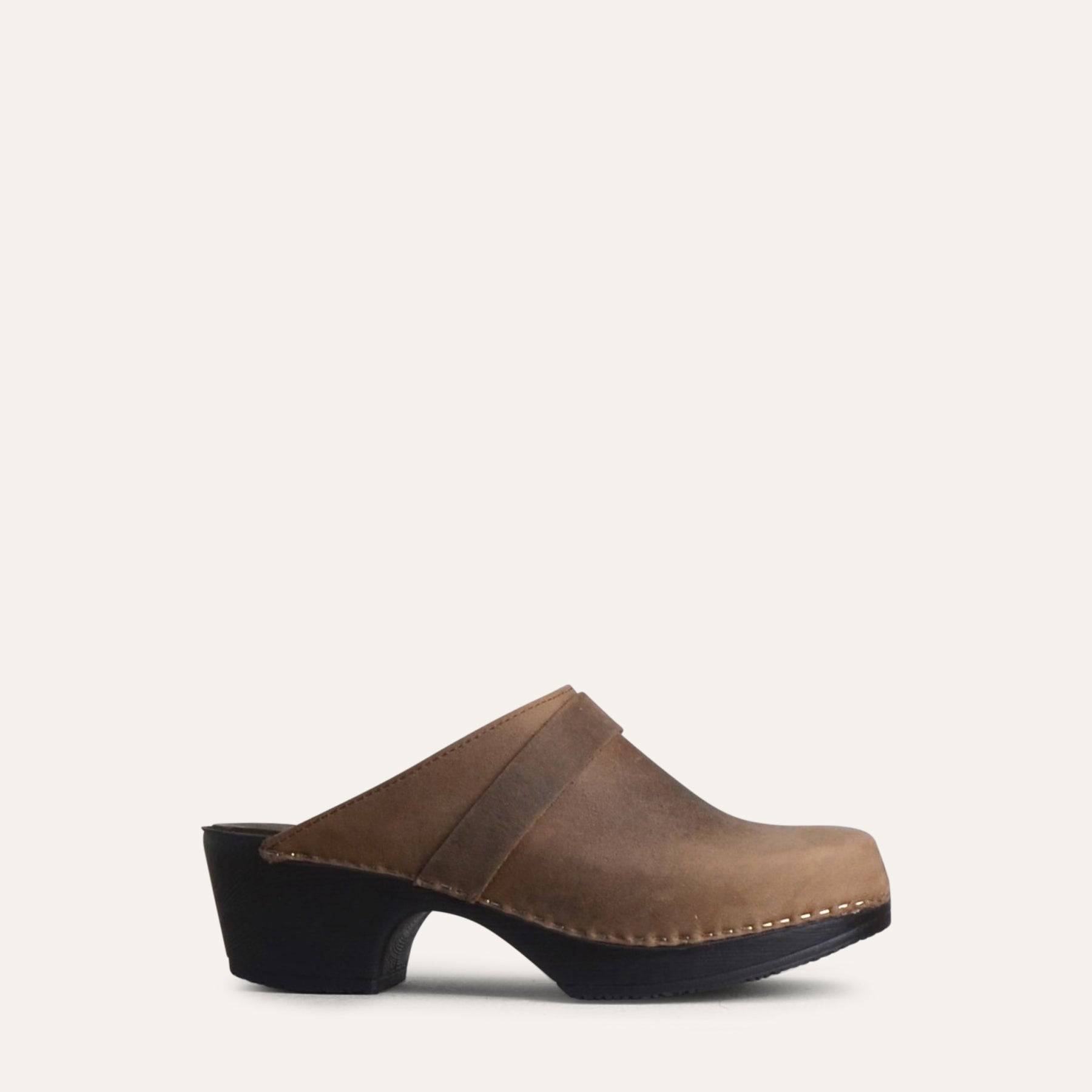 Annika brown leather clog Calou Stockholm