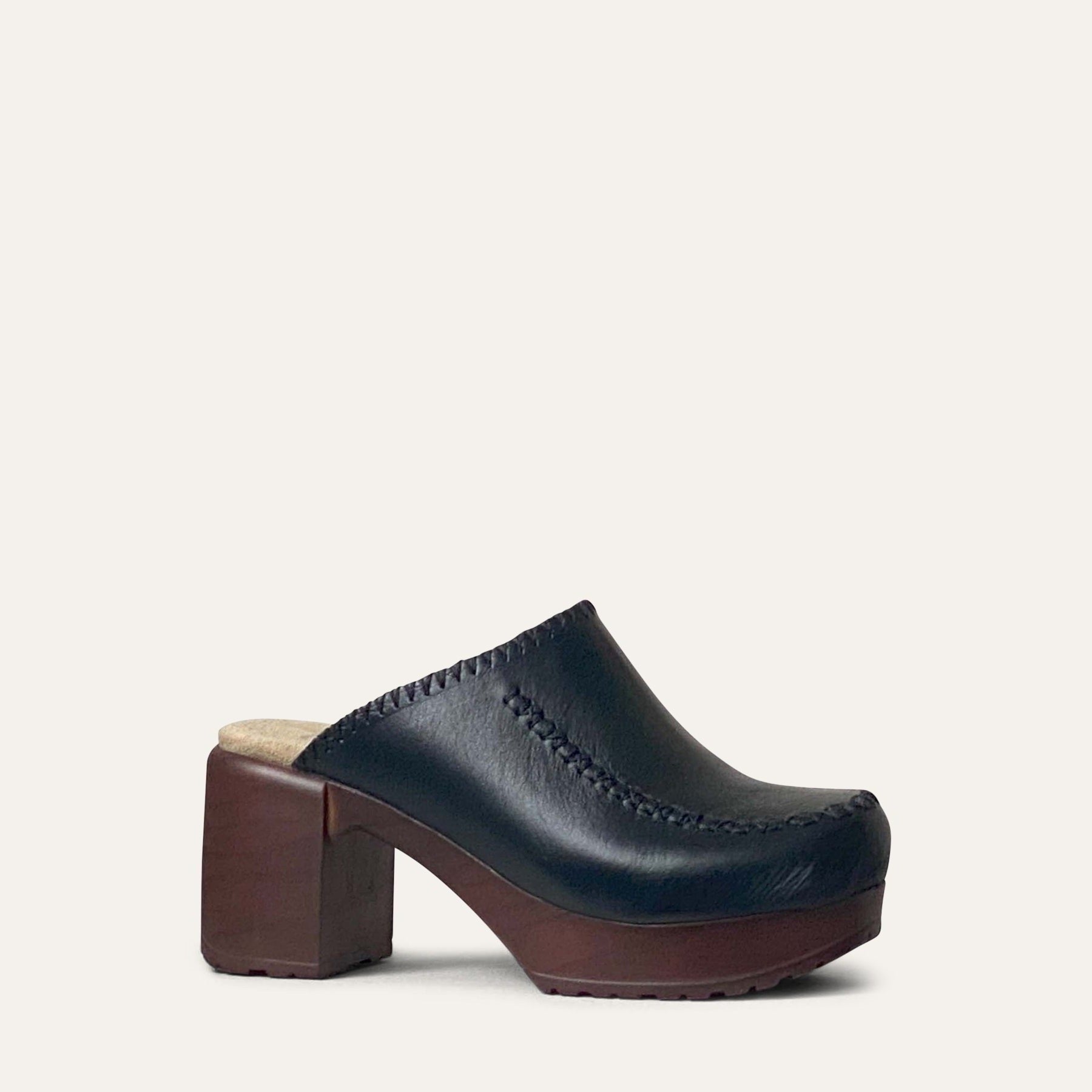 Blenda black leather clog Calou Stockholm