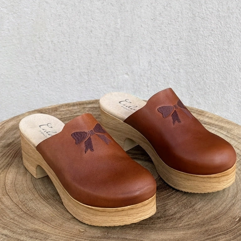 Calou Dolly brown clogs with ribbon detail on soft flexible soles 