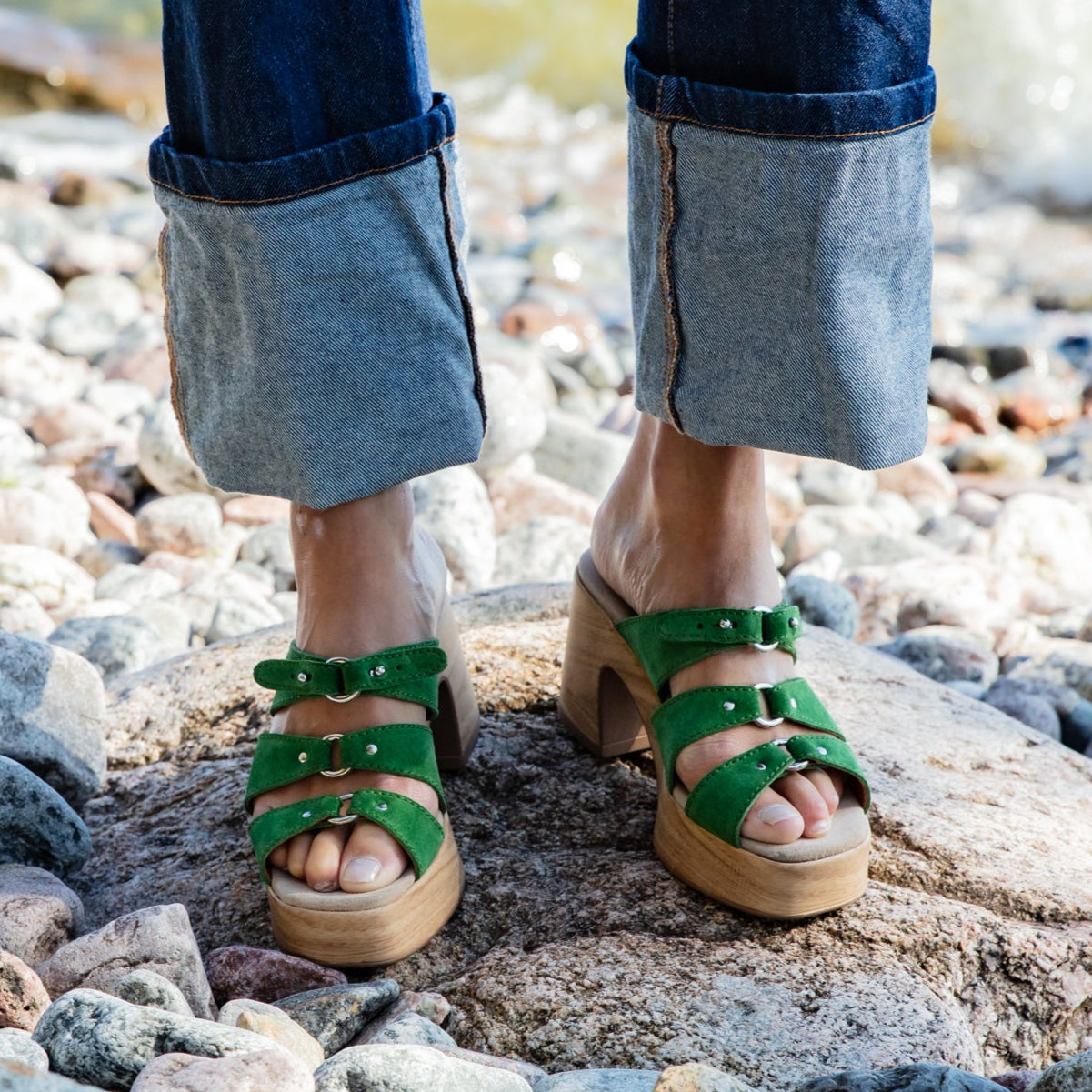 Jenny green suede clog sandal on model Calou Stockholm