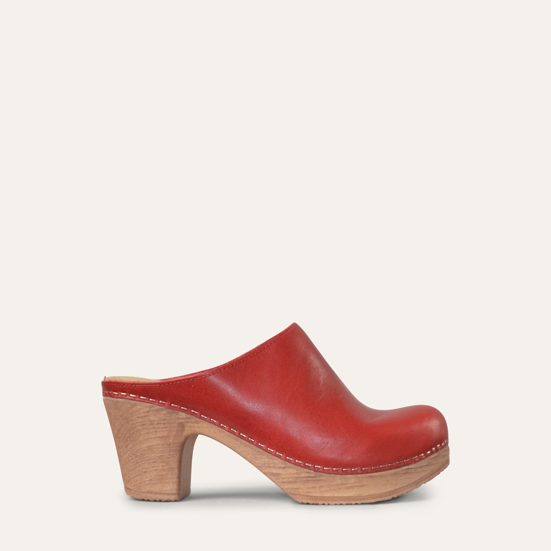 Lisa red leather clog calou stockholm