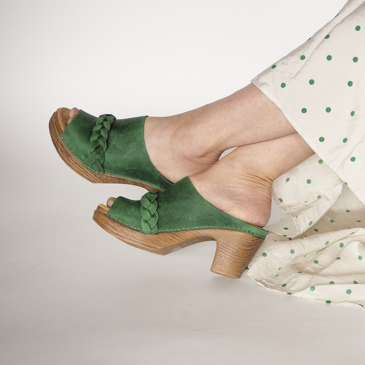 Nova green leather clog sandal Calou Stockholm