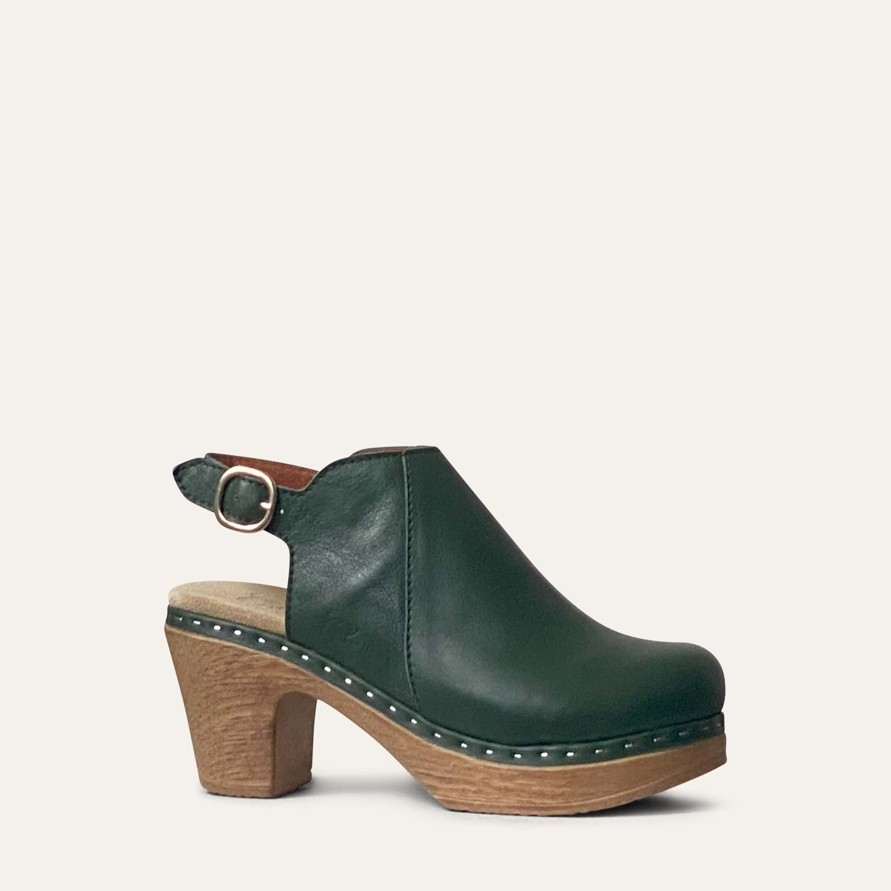 Tyra green leather clog Calou Stockholm